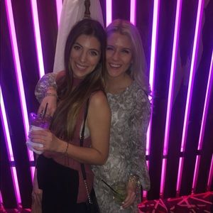 Meet your Posher, Dominique